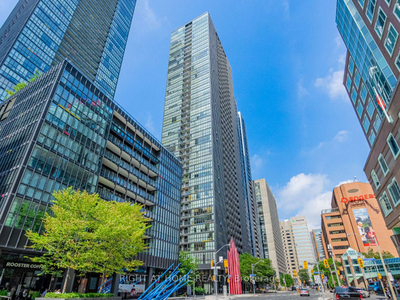 Bloor/Jarvis - 2 Bdrm 2 Bth