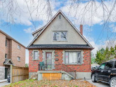 DETACHED HOUSE FOR SALE IN SIMCOE ST S OSHAWA