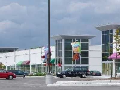 G-R-E-A-T Commercial/Retail Located at Finch/Midland