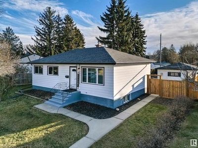 House For Sale In North Glenora, Edmonton, Alberta