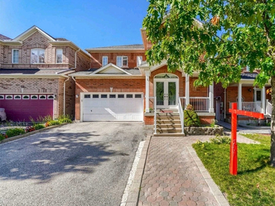 4 Bedroom Detached HOUSE AVAILABLE IMMEDIATELY in Brampton