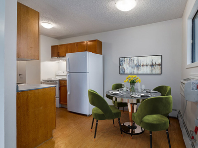 Apartments for Rent near Downtown Regina - Mosaic Manor - Apartm