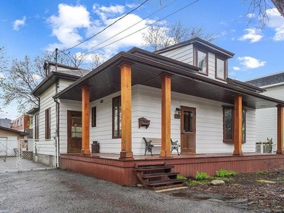 House For Sale In Laval-des-Rapides, Laval (Laval-des-Rapides), Quebec