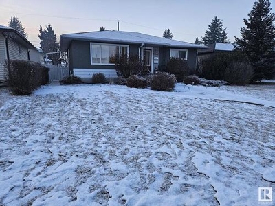 House For Sale In Rosslyn, Edmonton, Alberta