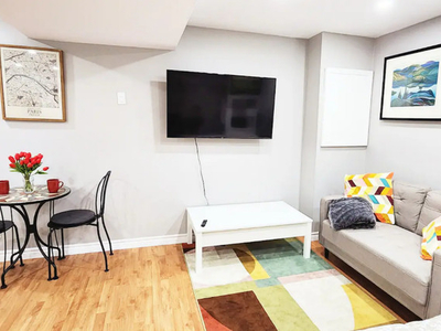 Furnished Private Apartment in Waterloo - Feb 20