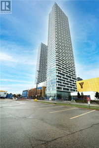 Offer - Luxury condo Corner Unit for Rent - Hwy 7 & Jane Vaughan