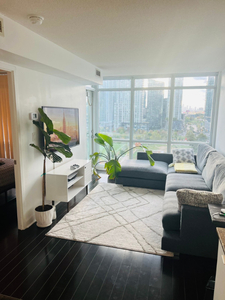 One bedroom plus den furnished at the Heart of Downtown