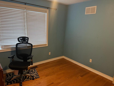 Room for Rent in Scarborough ( Private Room)