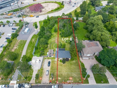 1561 Indian Grve Lot B Mississauga, ON L5H 2S5