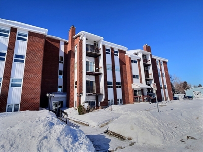 Condo/Apartment for sale, 1190 Rue Lorenzo-Genest, Chicoutimi, QC G7H6N9, CA, in Saguenay, Canada