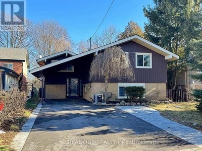 House For Sale In Curan Hall, Toronto, Ontario