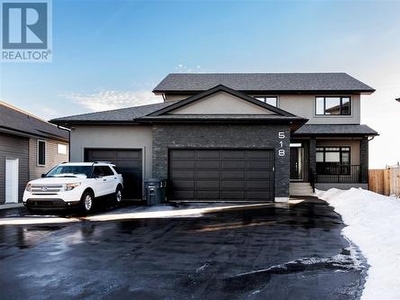 House For Sale In Evergreen, Saskatoon, Saskatchewan