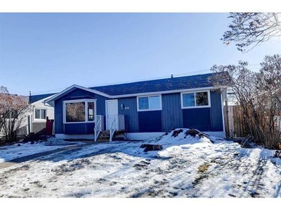 House For Sale In Forest Heights, Calgary, Alberta