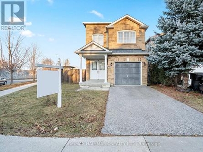 House For Sale In Seven Oaks, Toronto, Ontario