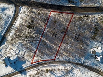 Vacant lot for sale (Quebec North Shore)