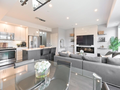 Luxury Flat for sale in Toronto, Canada