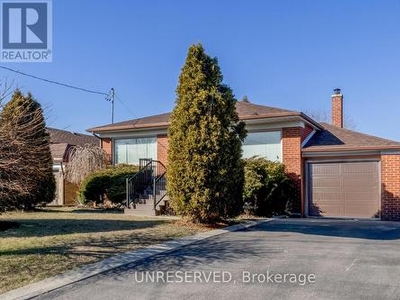 House For Sale In Downsview, Toronto, Ontario