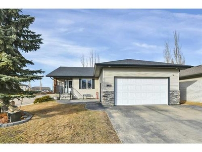 House For Sale In Rosedale Meadows, Red Deer, Alberta