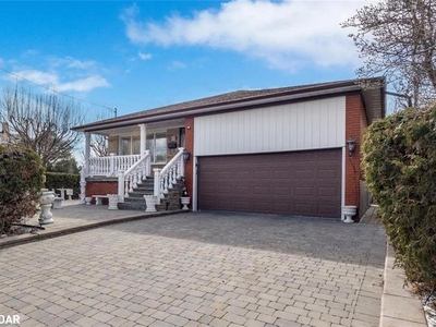 40 Beardmore Cres