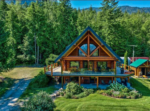 2837 Coubeaux Rd, Sorrento, BC
