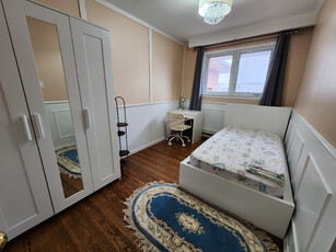 Private Luxury Bedroom near Humber College/York U