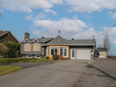 House for sale, 570 Rue Raygo, La Présentation, QC J0H1B0, CA, in La Présentation, Canada