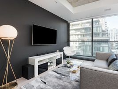 Designer 1 Bed Condo in the Heart of King West: Fully Furnished with High-Speed Internet Included! Explore the Best of T | 629 King Street West, Toronto