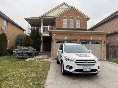 House for rent, 18 Wolfson Cres, in Richmond Hill, Canada