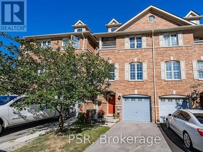 House For Sale In Dean Park, Toronto, Ontario