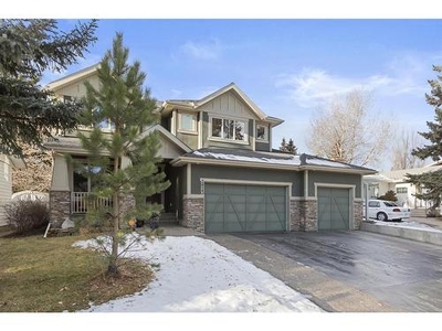 House For Sale In University Heights, Calgary, Alberta