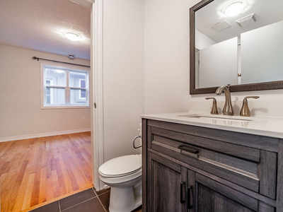 Ottawa Apartment For Rent | Sandy Hill | 570 Chapel Street Unit 1