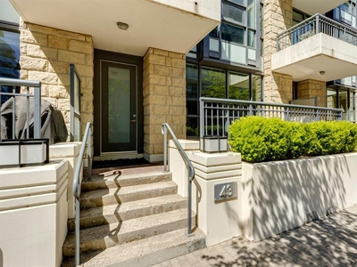 ., 43 Waterfront Mews Sw, Calgary, Residential