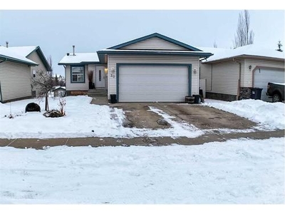 House For Sale In Devonshire, Red Deer, Alberta