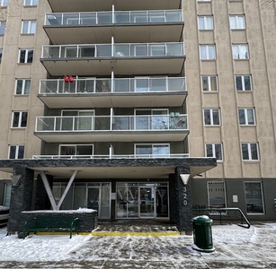 Saskatoon Apartment For Rent | Central Business District | 2 Bedroom Corner Unit Condo