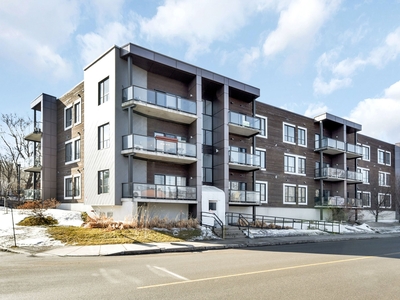 Condo/Apartment for sale, 2663 Ch. Ste-Foy, Sainte-Foy/Sillery/Cap-Rouge, QC G1V0C4, CA, in Québec City, Canada