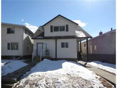Utilities included!!! Whyte Ave, Quiet, Clean*Private Washer and Dryer! | 10831-80 AVE UNIT 4, Edmonton