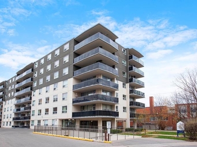 3 Bedroom Apartment North York ON