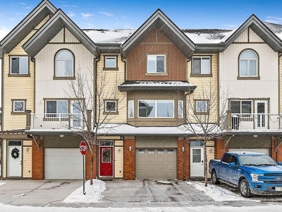 Calgary Townhouse For Rent | West Springs | 2 Beautiful Master Bedroom townhouse