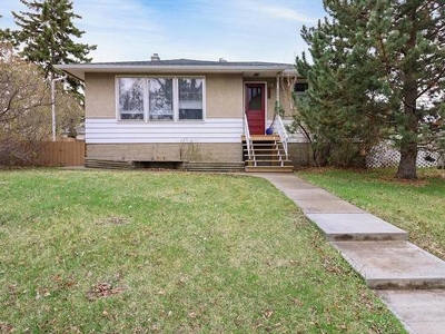 House For Sale In Bonnie Doon, Edmonton, Alberta