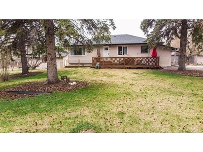 House For Sale In College Park, Red Deer, Alberta