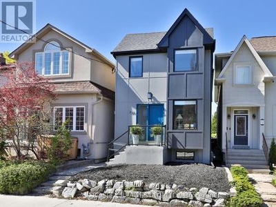 House For Sale In Davisville, Toronto, Ontario