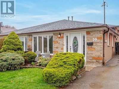 House For Sale In Jane-Finch, Toronto, Ontario