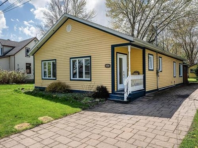 House For Sale In Venise-en-Québec, Quebec