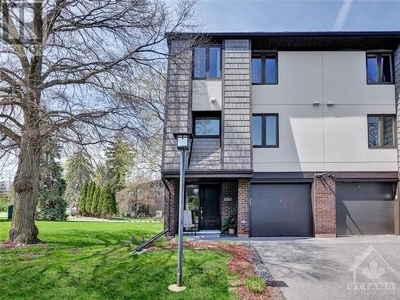 Townhouse For Sale In Woodroffe - Lincoln Heights, Ottawa, Ontario