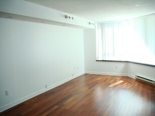 1BR Condo with Parking Downtown Toronto, 38 Elm St, from July 1
