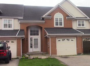 3 Bedroom Townhouse for Rent at Laurelwood