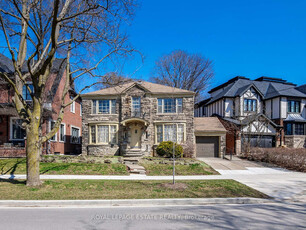 Toronto Living 4 Bdrm 3 Bth - Overlooks Cedarvale Park