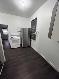 2 Bedroom Apartment Unit Winnipeg MB For Rent At 1300