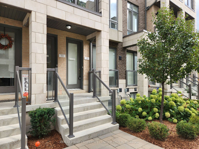 2 BEDROOM CONDO TOWNHOUSE AT LAWRENCE AVE W TORONTO