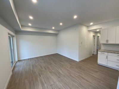 3 Bedroom Apartment Unit Winnipeg MB For Rent At 2000
